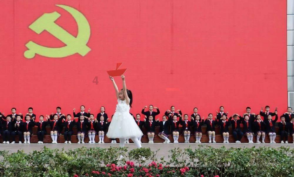 江西新余火灾救援结束 现场已无被困人员